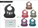 Ngo_design (Triangle_dot)さんの赤ちゃんお食事スタイと携帯用ポーチのデザインへの提案