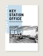 ゆき (Kimi_Design)さんのKEY STATION OFFICEパンフレットデザインへの提案