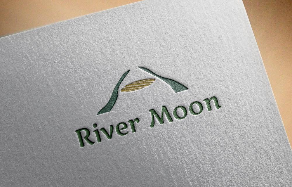 アウトドアショップ『River　Moon』のロゴ