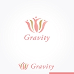 ふくみみデザイン (fuku33)さんの女性起業家のメディアコンサルや商品開発、売上げアップサポートをする会社「Gravity」のロゴへの提案