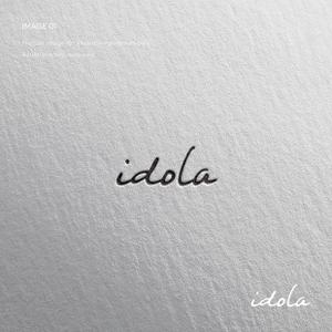 doremi (doremidesign)さんのギャラリー運営会社「idola」のロゴへの提案