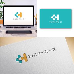Hi-Design (hirokips)さんの調剤薬局の会社　「合同会社 T・Hファーマシーズ」のロゴへの提案