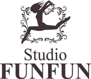 さんの「STUDIOFUNFUN」のロゴ作成（切り出し文字看板などにも使う可能性あり）への提案