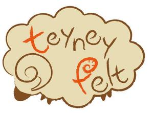 タカ (haruka06)さんの羊毛フェルトショップのロゴ作成への提案