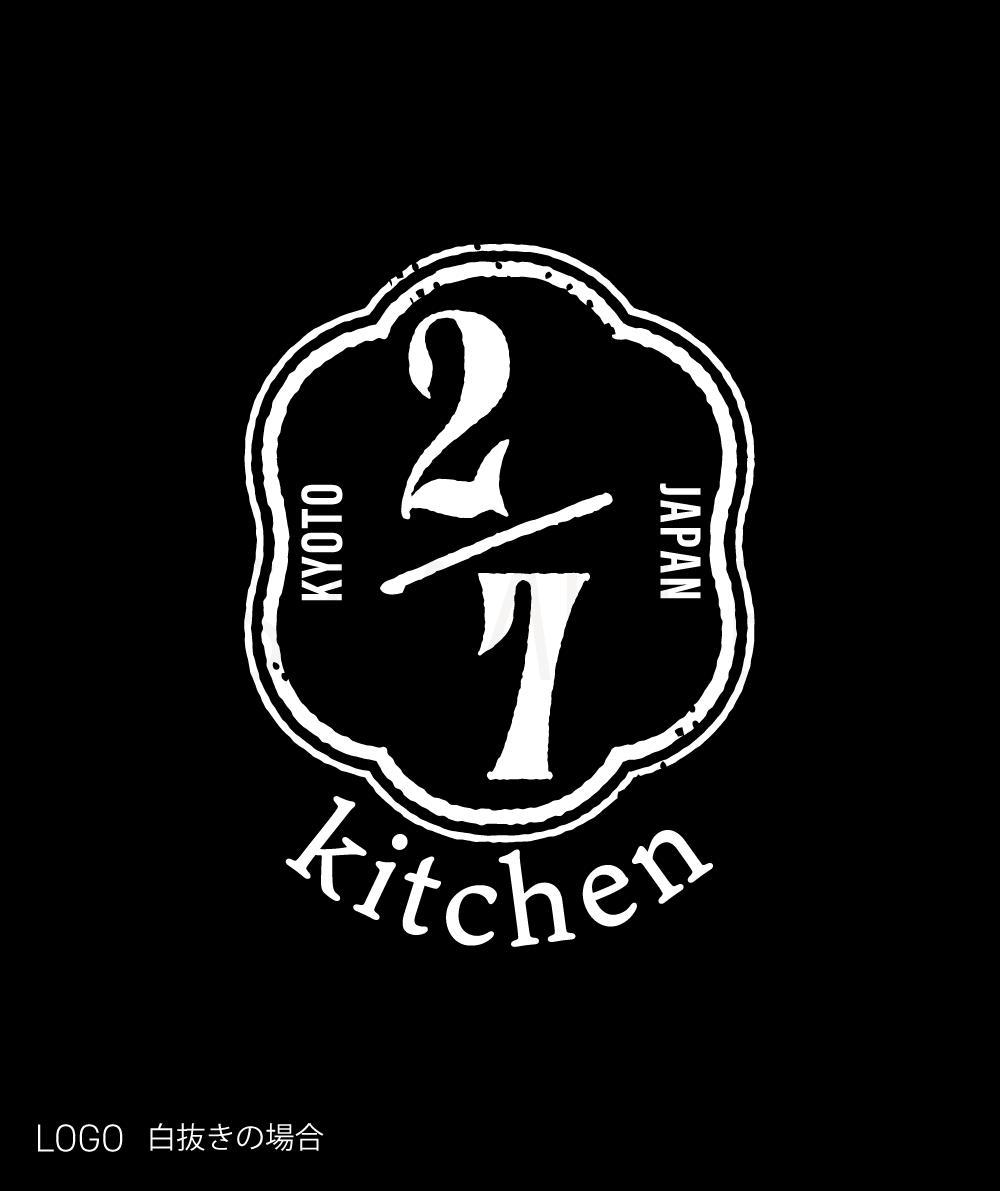 サンドウィッチショップ「２/７kitchen（ななぶんのにきっちん）」のロゴ