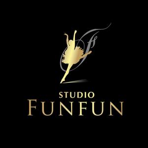 くり (curypapasan)さんの「STUDIOFUNFUN」のロゴ作成（切り出し文字看板などにも使う可能性あり）への提案