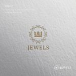 doremi (doremidesign)さんの女性トレーナー専門ジム「JEWELS」のロゴへの提案