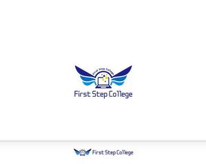 Chapati (tyapa)さんのオンラインスクール「First Step College」（ファースト ステップ カレッジ）のロゴへの提案