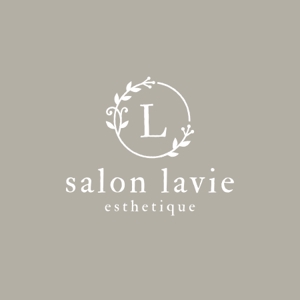 ns_works (ns_works)さんの『salon lavie』『SALON　lavie』その下にesthetiqueを。  への提案