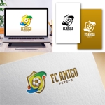 Hi-Design (hirokips)さんのサッカースクール【FCアミーゴ】のロゴへの提案