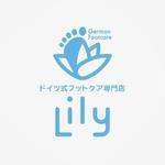 KKR.Co. (KKR-Co)さんのドイツ式フットケア専門店『Lily』のロゴ作成への提案