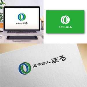 Hi-Design (hirokips)さんの医療法人「まる」のロゴへの提案