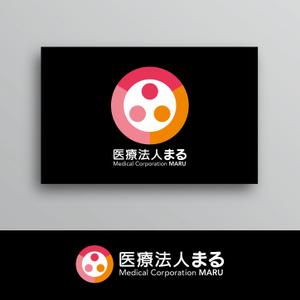 White-design (White-design)さんの医療法人「まる」のロゴへの提案