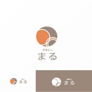 Jelly (Jelly)さんの医療法人「まる」のロゴへの提案