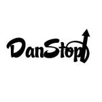 Yamaki (divx)さんのストリート系ダンスウエアのロゴ作成への提案