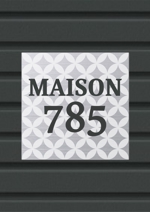 972023 (972023)さんのアパート　シンプルな館銘板への提案