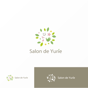 Jelly (Jelly)さんの五感の癒しがテーマの多彩なレッスンが受けられるサロンのサイト「Salon de Yurie」のロゴへの提案