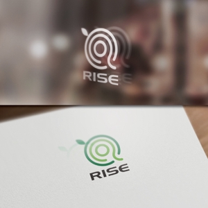 BKdesign (late_design)さんのエクステリア施工会社「RISE」のロゴへの提案