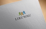 haruru (haruru2015)さんのアパレルショップサイト　LIRUWMU  のロゴへの提案