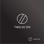 Jelly (Jelly)さんのアートを販売するWEBサイト「Twelve Div」のロゴデザインへの提案