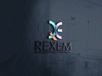 sriracha (sriracha829)さんの教育系企業「REXEM」のロゴ制作への提案