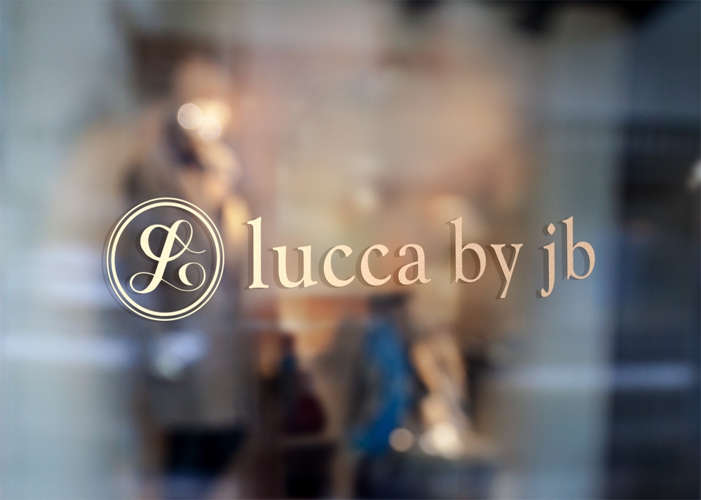 美容室　「lucca」のロゴ