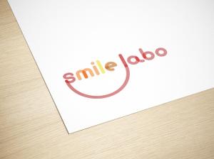 moon.b (john9107)さんのリフォームショップ　「smile labo」の　ロゴへの提案
