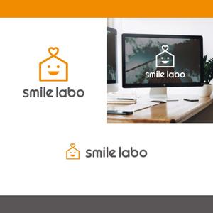 angie design (angie)さんのリフォームショップ　「smile labo」の　ロゴへの提案