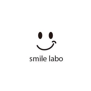 小川デザイン事務所 (Design-Office-Ogawa)さんのリフォームショップ　「smile labo」の　ロゴへの提案