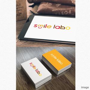 l_golem (l_golem)さんのリフォームショップ　「smile labo」の　ロゴへの提案