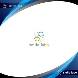 Zeross Design (zeross_design)さんのリフォームショップ　「smile labo」の　ロゴへの提案