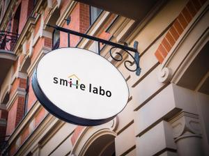 Yogi_design (chihiro2222)さんのリフォームショップ　「smile labo」の　ロゴへの提案