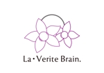 tora (tora_09)さんの美容サロンLa・Verite Brain. のロゴへの提案
