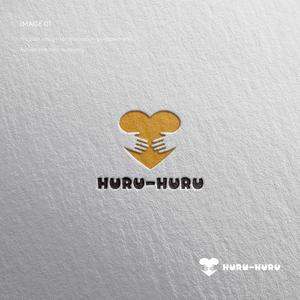 doremi (doremidesign)さんのベビーシッタ―サービス「HURU-HURU」のロゴへの提案