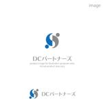 kohei (koheimax618)さんのお金を楽しく学ぶしくみ、確定拠出年金の導入コンサルティングの株式会社DCパートナーズのロゴへの提案