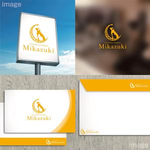 oo_design (oo_design)さんの動物病院プロデュース型トリミングサロン・ペットホテル　「Mikazuki」のロゴへの提案