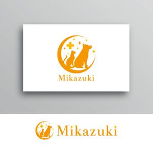 White-design (White-design)さんの動物病院プロデュース型トリミングサロン・ペットホテル　「Mikazuki」のロゴへの提案