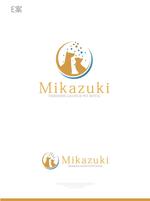 NJONESKYDWS (NJONES)さんの動物病院プロデュース型トリミングサロン・ペットホテル　「Mikazuki」のロゴへの提案