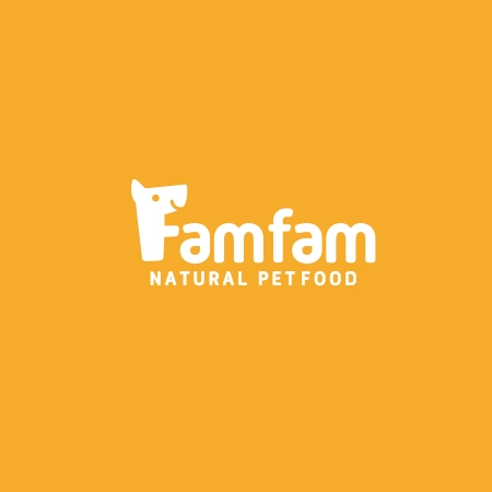 ns_works (ns_works)さんのペットフードブランド「famfam」のロゴ作成への提案