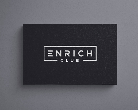 tori (kuri_kuri)さんのカフェとアパレルブースが併設されているバーバー(理容室) 「Enrich club」のロゴへの提案