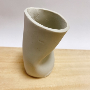 mato ()さんの【10作品以上採用予定】＜学術研究にて使用＞粘土でコップを制作（第2回）への提案