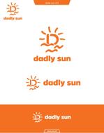 queuecat (queuecat)さんの雑貨商品に印刷するオリジナルブランド「dadly sun」のロゴへの提案