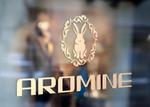 BeFlap（ビーフラップ） (Be_Flap_LC)さんのイヤリングのブランド「AROMINE」のロゴへの提案
