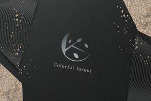 a ()さんのレディースアパレルショップサイト「Colorful forest」のロゴへの提案