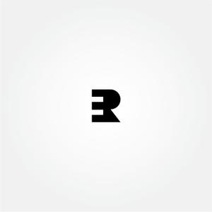 tanaka10 (tanaka10)さんのリフォーム・リノベーション店舗「RE」のロゴへの提案