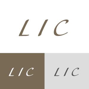 Planta2 design (Planta2)さんのラグジュアリーブランド「LIC」のロゴ制作への提案