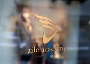 Kaito Design (kaito0802)さんの日本語学校エールアカデミー（aile academy)のロゴへの提案
