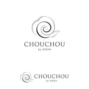marutsuki (marutsuki)さんの写真館が展開するレンタル振袖専門「CHOUCHOU by NOAH」のロゴへの提案