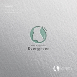 doremi (doremidesign)さんのエステ「HIFU & Ayurveda  Evergreen」のロゴへの提案
