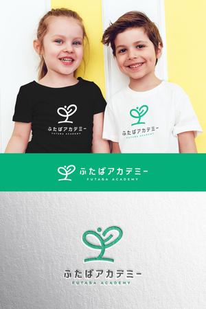 YOO GRAPH (fujiseyoo)さんの学習塾のロゴ作成への提案